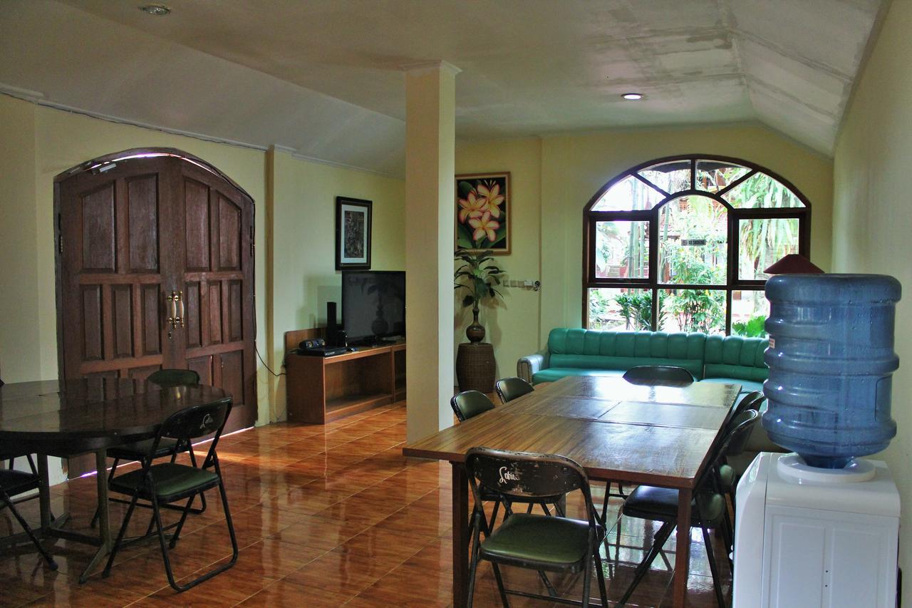 Reddoorz Hostel @ Dago 2 Bandung Extérieur photo