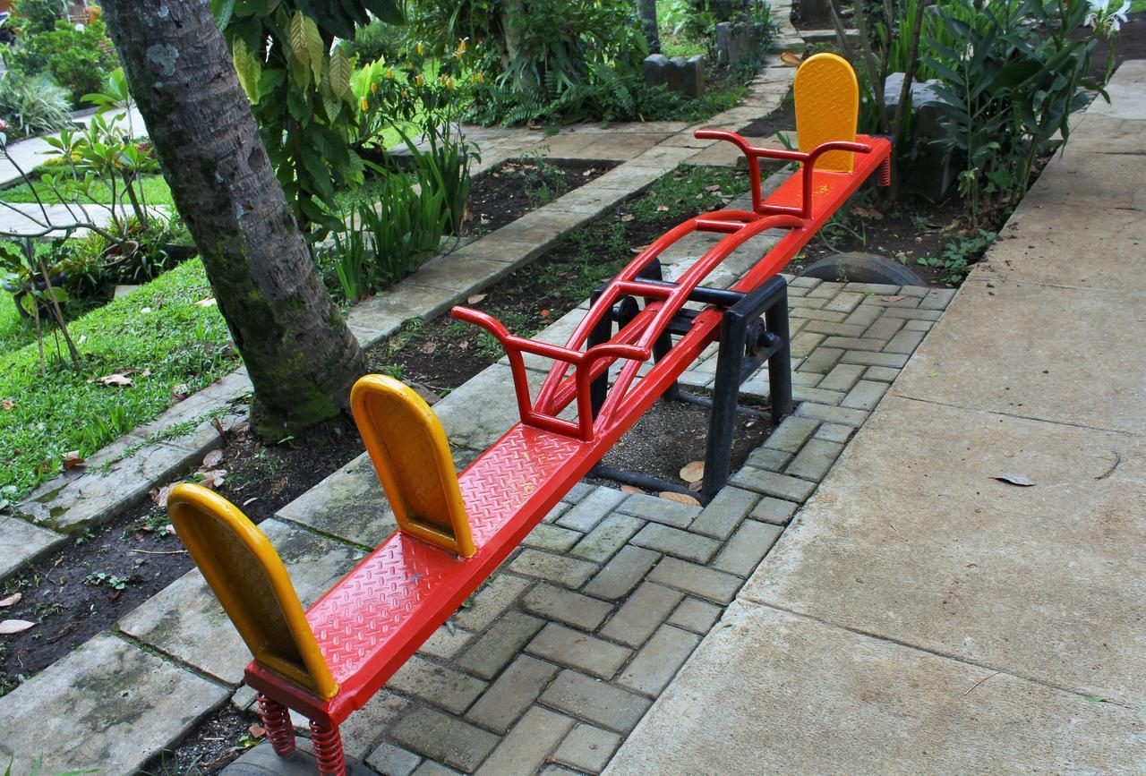 Reddoorz Hostel @ Dago 2 Bandung Extérieur photo