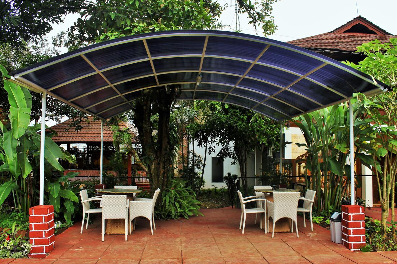 Reddoorz Hostel @ Dago 2 Bandung Extérieur photo
